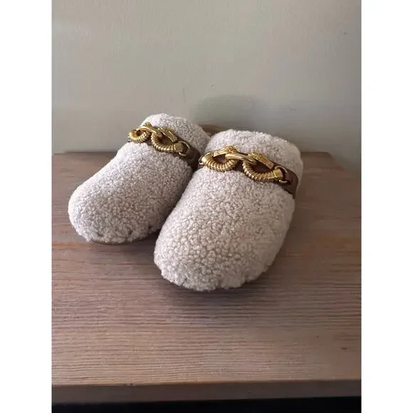 Tory Burch Shearling Clogs Women’s Size 9 Jessa Mules Tan Beige Gold Chain Shoes - Picture 2 of 15